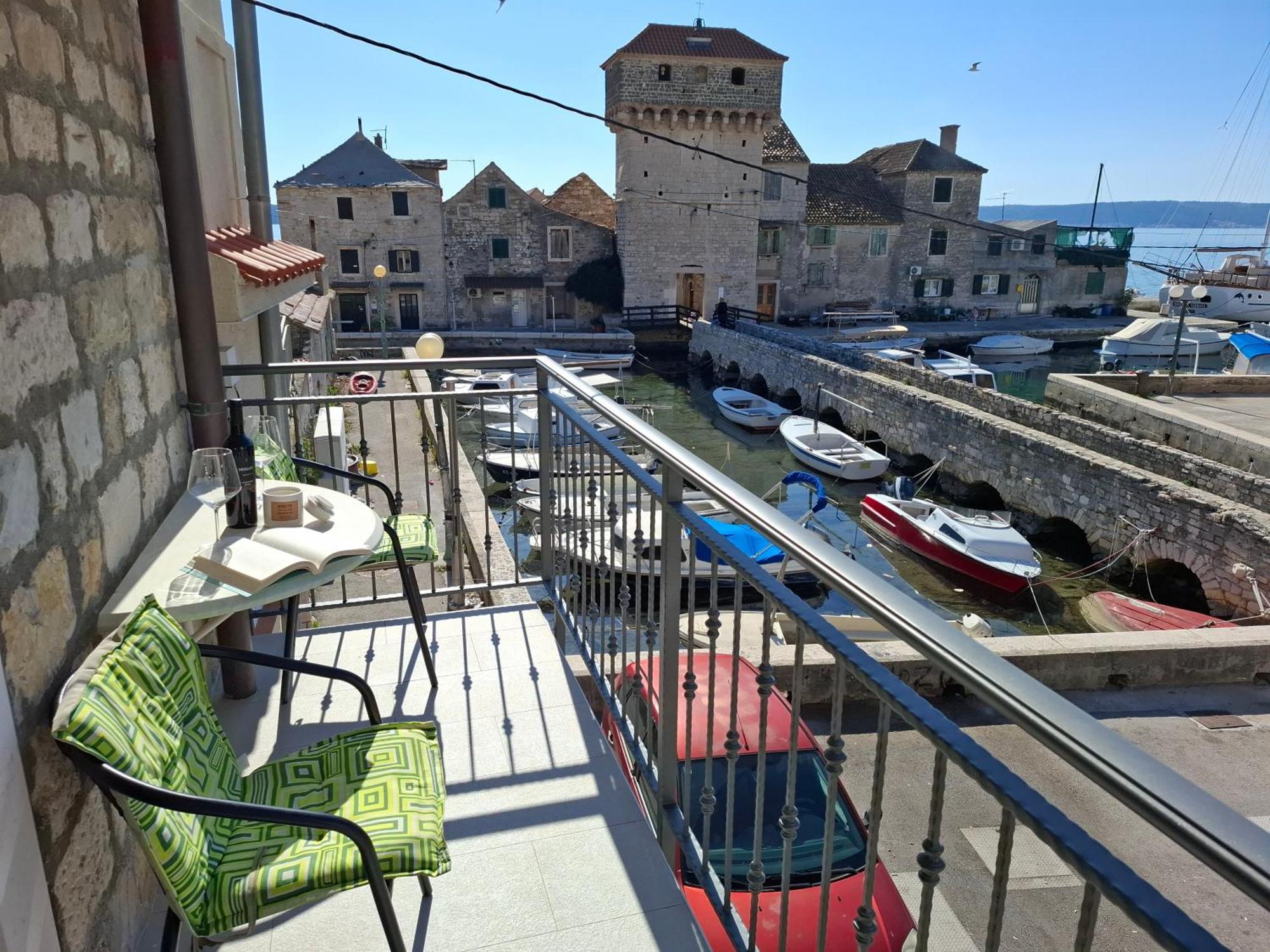 Apartment Kastilac Kaštela Zewnętrze zdjęcie