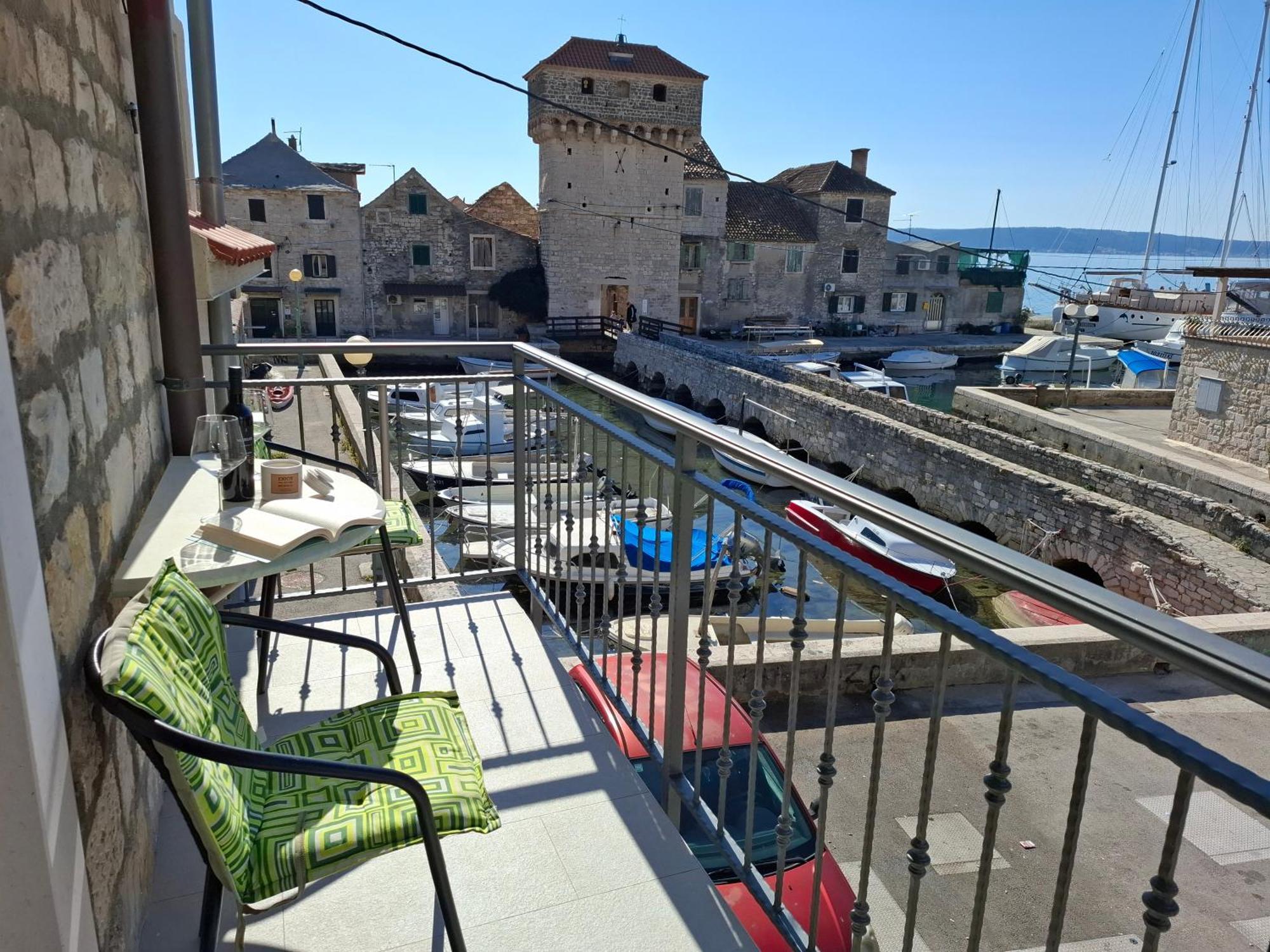 Apartment Kastilac Kaštela Zewnętrze zdjęcie